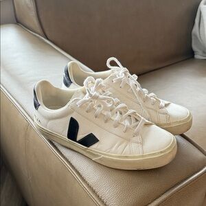 Veja Cream and Black Casual Sneakers